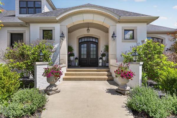 3568 E Saddlebrook LN, Bloomington, IN 47401-8517