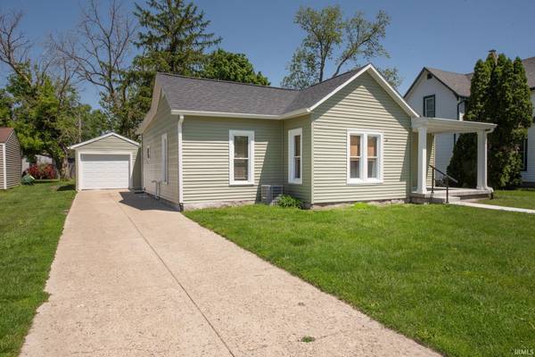 402 E 3Rd ST, Brookston, IN 47923-8229