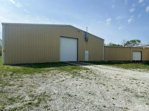505 Walnut ST, Shirley, IN 47384