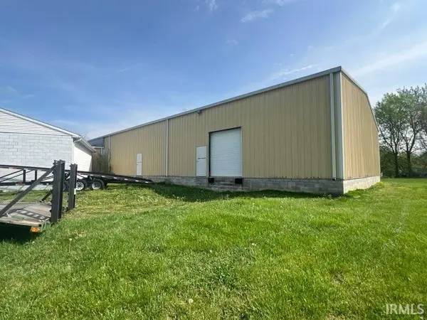 505 Walnut ST, Shirley, IN 47384