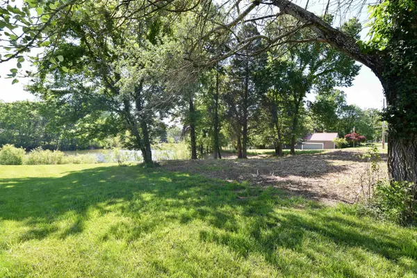 543 W Mt. Pleasant RD, Evansville, IN 47711