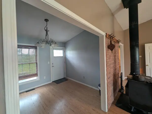 9194 N 324 West RD, Huntington, IN 46750