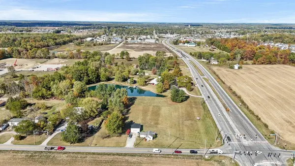 2128 Hathaway RD, Fort Wayne, IN 46818