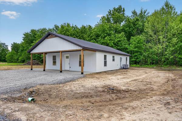 315 N Virgil ST, Jasonville, IN 47438