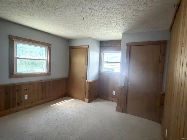 110 Forest Park DR, Bedford, IN 47421
