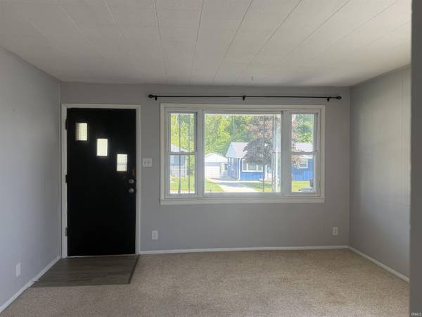 110 Forest Park DR, Bedford, IN 47421