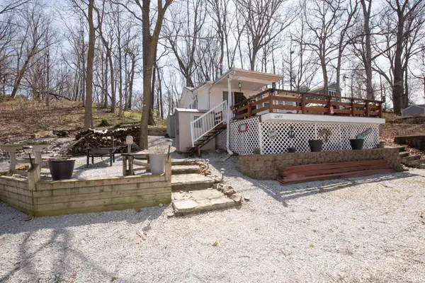 10977 N Lower Lakeshore DR, Monticello, IN 47960