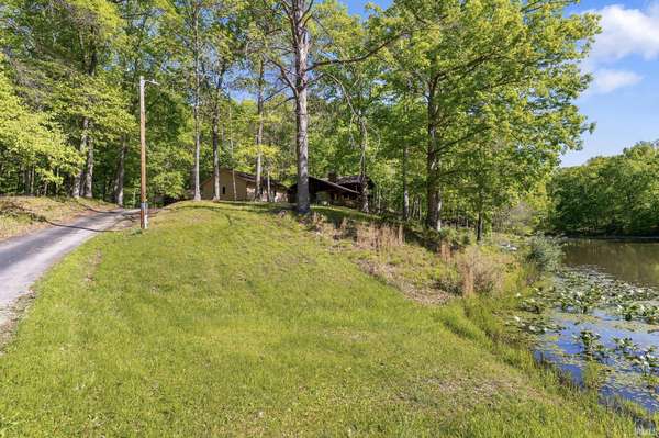 3546 Morrison RD, Nashville, IN 47448-8883