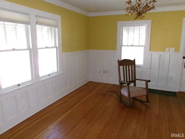 131 E Mechanic ST, Bloomfield, IN 47424