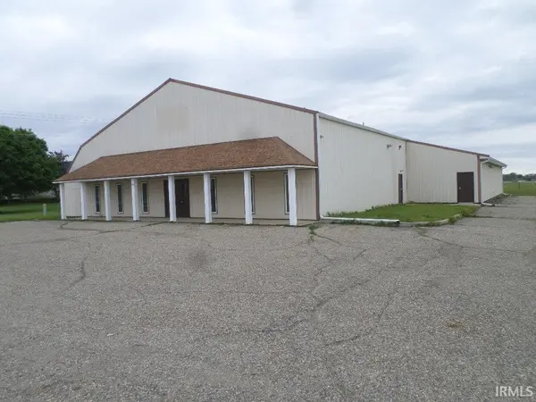 1202 E 4th ST, Rochester, IN 46975