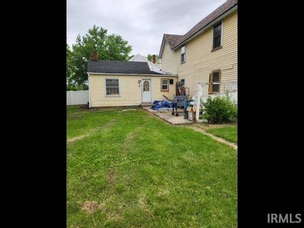 306 N Fulton ST, Parker City, IN 47368