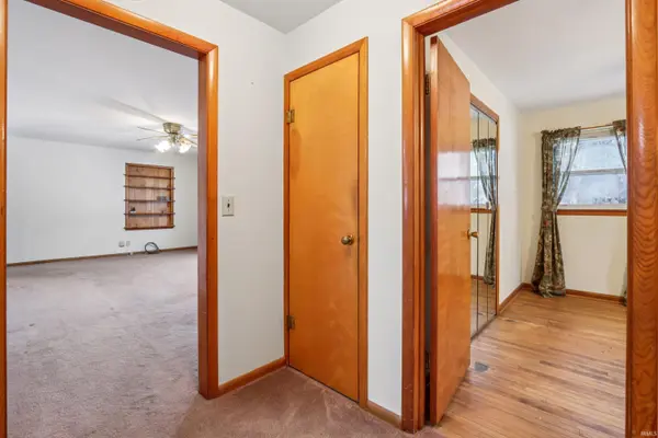 1670 W Old Waynetown RD, Crawfordsville, IN 47933