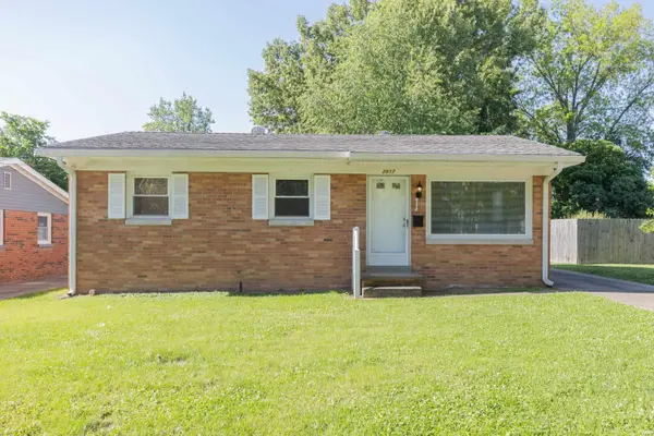 2017 Ridgeway AVE, Evansville, IN 47714