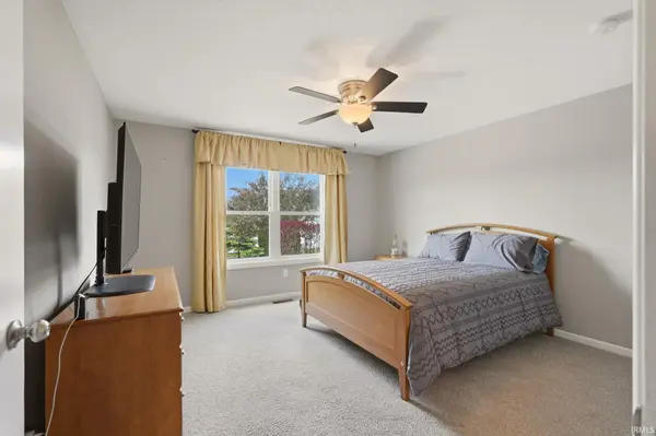 2113 Meadowsweet Pkwy, Fort Wayne, IN 46808
