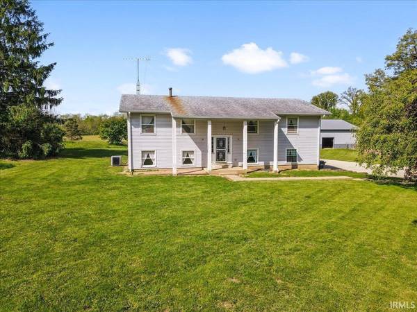 8613 N Buck Creek PIKE, Mooreland, IN 47360