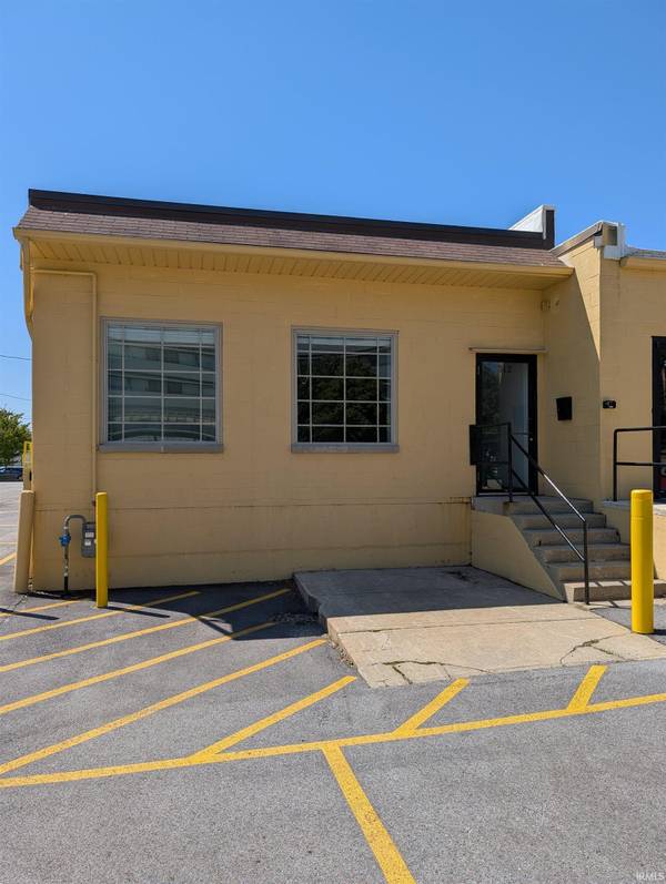 207 E Taylor ST, Kokomo, IN 46901