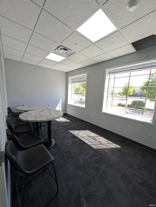 207 E Taylor ST, Kokomo, IN 46901