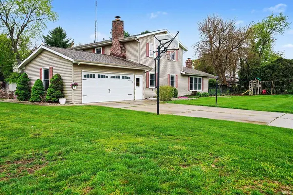 3004 Marshwood RD, Goshen, IN 46528