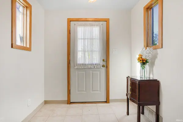 58399 Crumstown HWY, South Bend, IN 46619