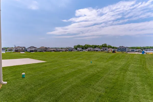 11328 Goshen DR, Evansville, IN 47725