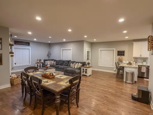 1104 E short DR, Knox, IN 46534