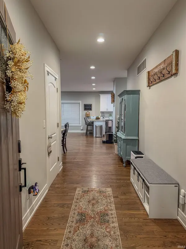 1104 E short DR, Knox, IN 46534
