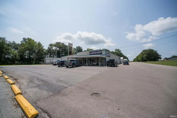 7362 N Russell DR, Bicknell, IN 47512