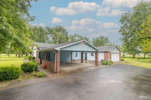 1109 S County Road 250 E ***, New Castle, IN 47362-9577