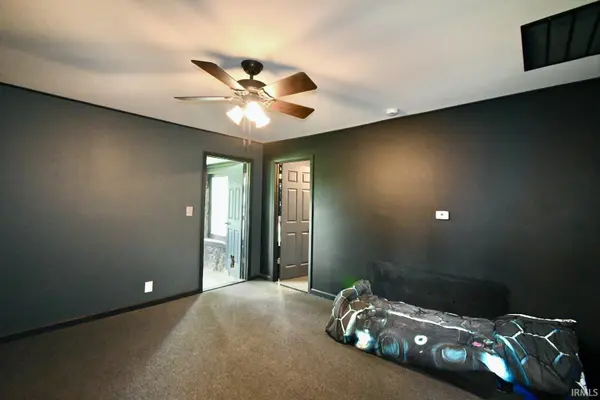 521 E Jackson ST, Mulberry, IN 46058