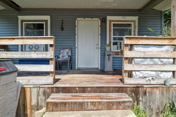 714 W blaine AVE, Elkhart, IN 46516