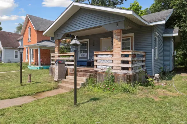 714 W blaine AVE, Elkhart, IN 46516