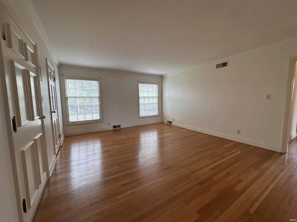 3951 Bellemeade AVE #D, Evansville, IN 47715