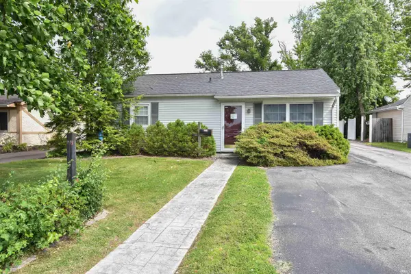 621 W Mill RD, Evansville, IN 47710