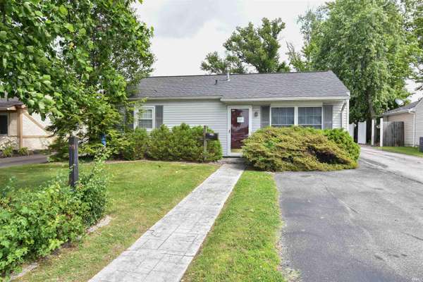 621 W Mill RD, Evansville, IN 47710
