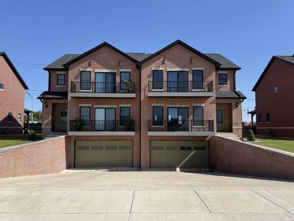 1606 North Shore DR, Rochester, IN 46975