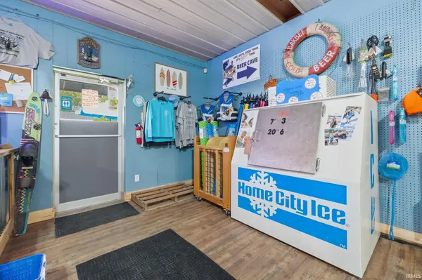 3774 N Barbee RD, Warsaw, IN 46582