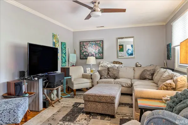 25 N 500 W ***, Winchester, IN 47394