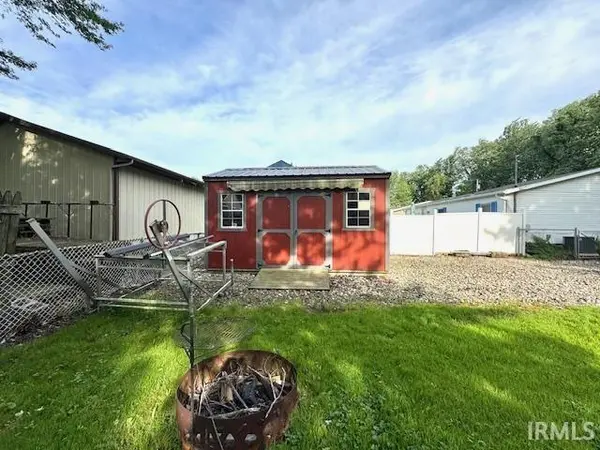5055 E Summerholme RD, Knox, IN 46534