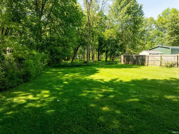 134 E Carl ST, Winchester, IN 47394
