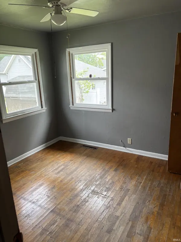 505 S Poplar ST, Hartford City, IN 47348