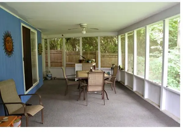 1701 Ravinia DR, West Lafayette, IN 47906