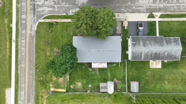 535 Twin Lakes AVE, Monticello, IN 47960