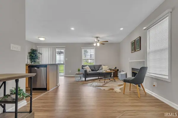 3504 S Oaklawn CIR, Bloomington, IN 47401-8560