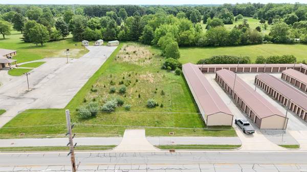 West Shafer DR, Monticello, IN 47960