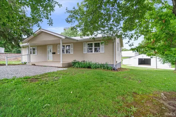 1271 S 950 E ***, Oakland City, IN 47660