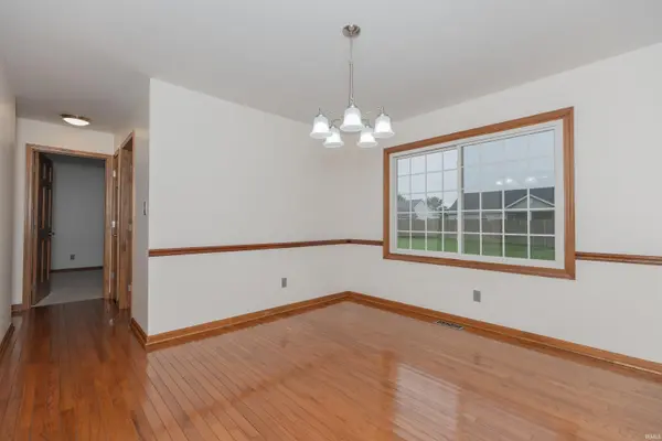 4339 N Iroquois DR, Evansville, IN 47711