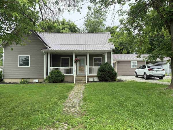 304 E Race ST, Odon, IN 47562