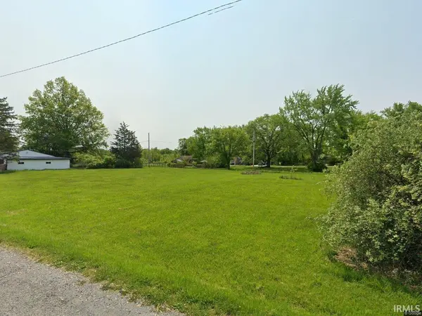 3902 Senate AVE, Fort Wayne, IN 46806