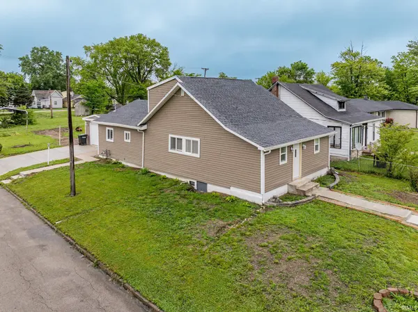 1400 E RUSSEY ***, Muncie, IN 47302