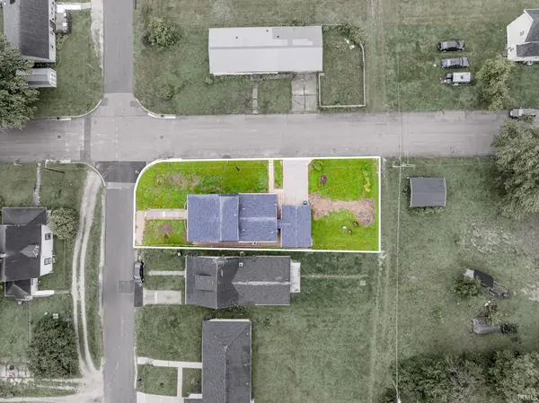 1400 E RUSSEY ***, Muncie, IN 47302